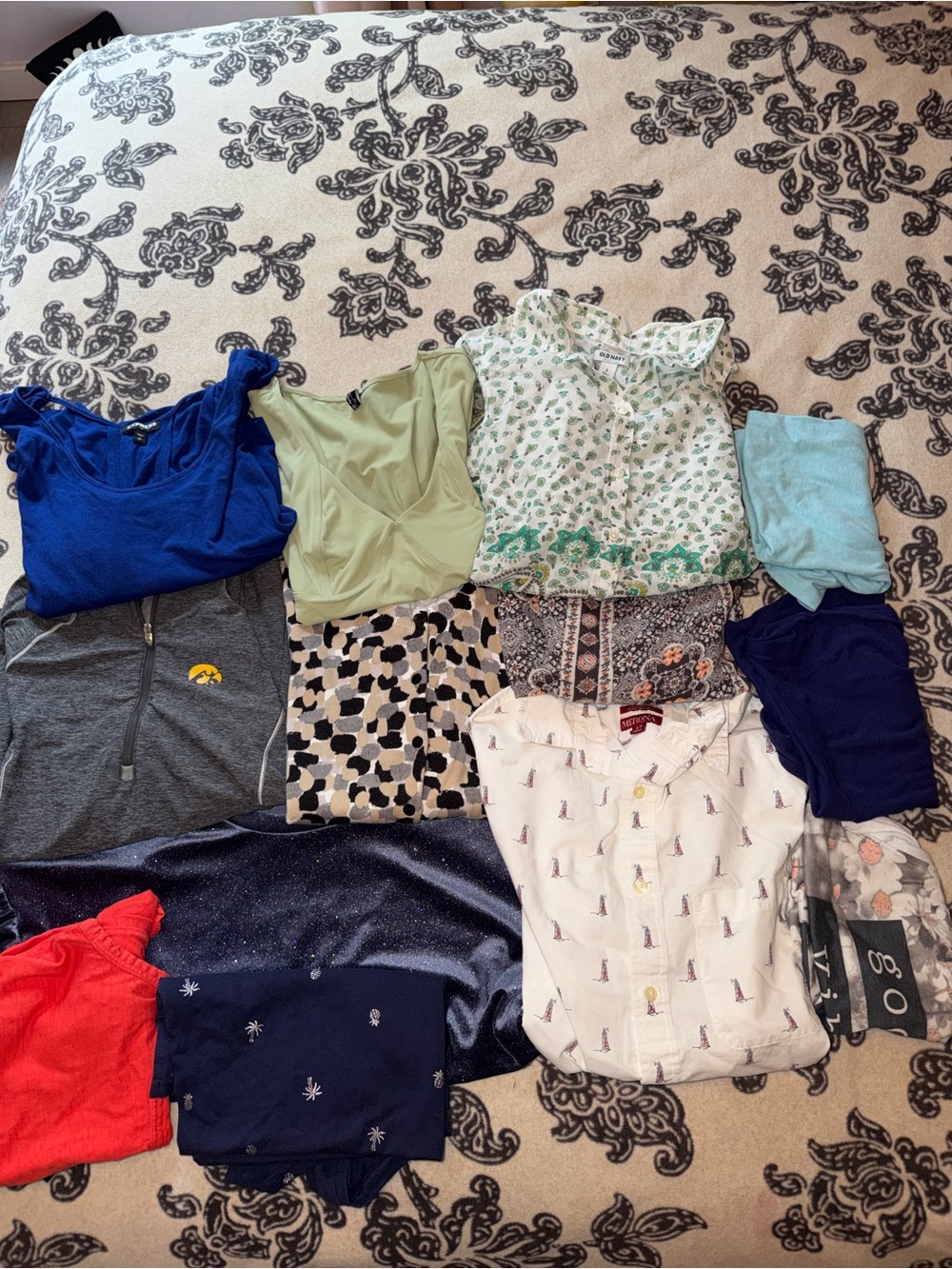 Mixed Women's Tops Bundle - Assorted Colors